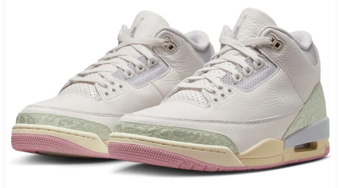 Air Jordan 3 Retro OG 'Spring Is In The Air' Sail/Jade Aura | Jade Daybreak