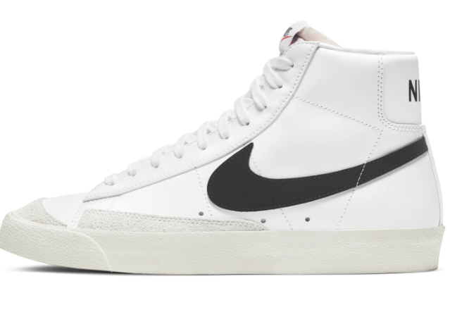 Nike Blazer Mid '77 Vintage White/Black | Retro Frame